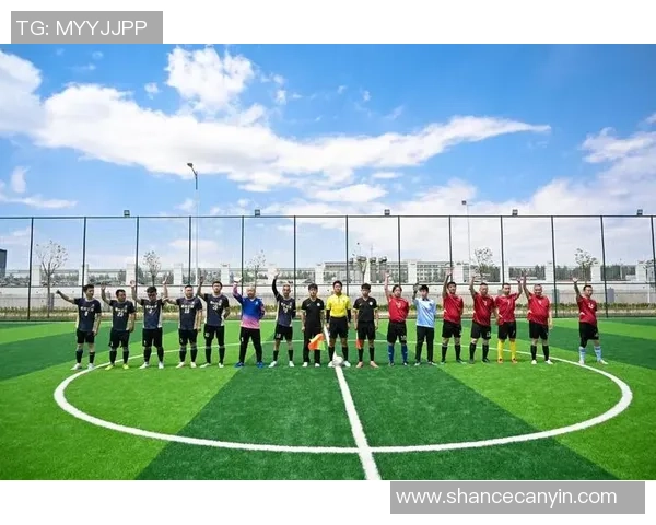 足球助力团结力量共筑中国梦展现拼搏精神